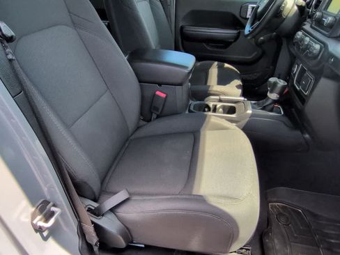 Used 2019 Jeep Wrangler Unlimited Sport AWD/4WD image 21