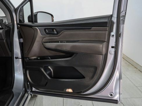 Used 2019 Honda Odyssey Touring image 46