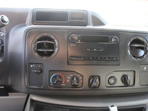 Used 2013 Ford E-150 and Econoline 150 w/ PWR Group RWD image 10