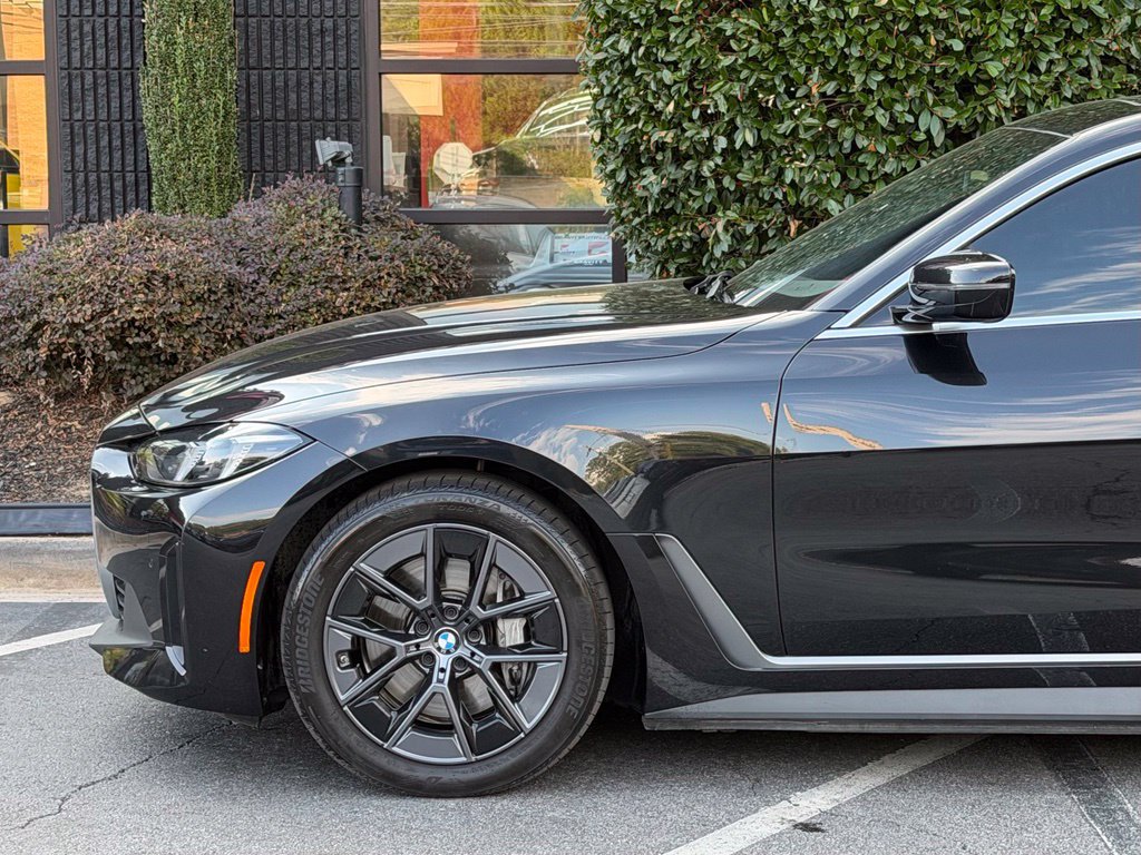 Used 2025 BMW i4 eDrive40 RWD image 10
