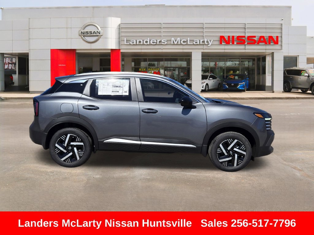 Used 2026 Nissan Kicks SV w/ Cold Weather Package FWD image 2
