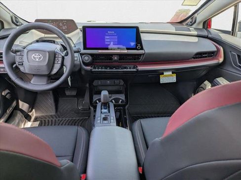 New 2025 Toyota Prius Plug-In Hybrid FWD image 13