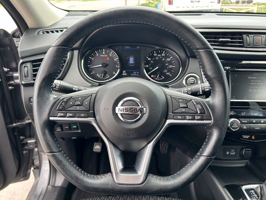 Used 2020 Nissan Rogue SV AWD/4WD image 12