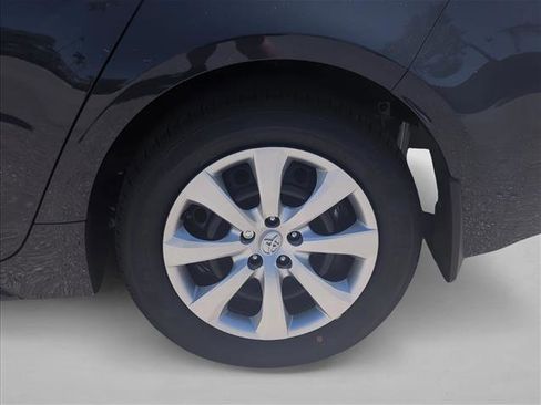 Certified 2026 Toyota Corolla LE image 30