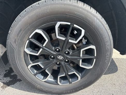 Used 2022 Hyundai Santa Cruz SE image 6