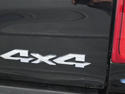 Used 2022 RAM 2500 Big Horn image 38