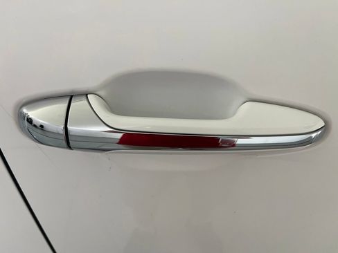 Used 2018 Toyota Tacoma Limited AWD/4WD image 47
