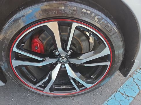 Used 2020 Nissan 370Z image 4