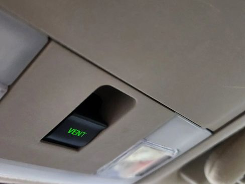 Used 2014 Ford Expedition XLT image 52