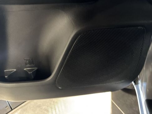 Used 2018 Toyota Tacoma TRD Off-Road image 22