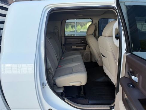 Used 2012 RAM 3500 Big Horn RWD image 34