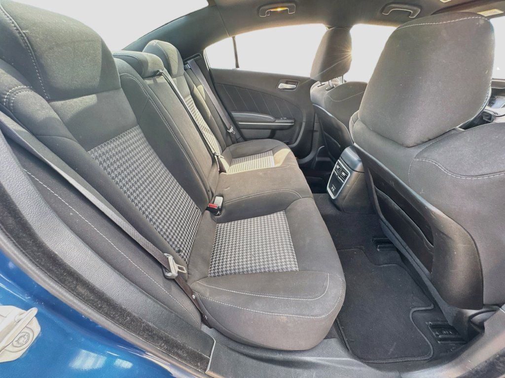 Used 2023 Dodge Charger R/T w/ Cold Weather Package RWD image 25