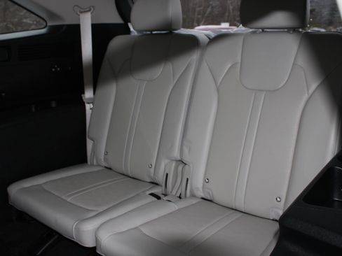 New 2025 Kia Sorento SX image 17