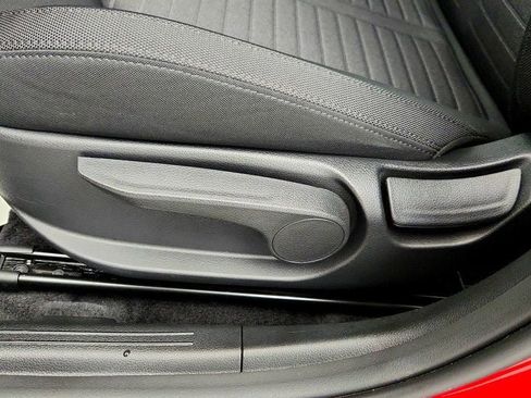 Used 2025 Kia K5 LXS image 10