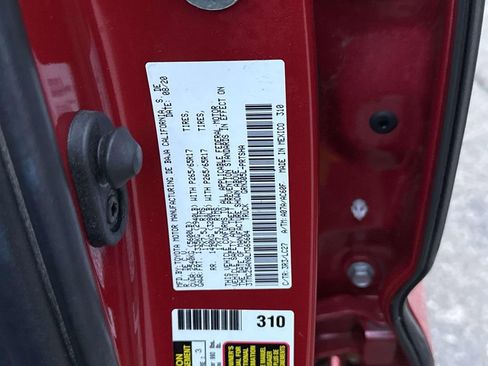 Used 2020 Toyota Tacoma TRD Sport w/ TRD Premium Sport Package AWD/4WD image 16