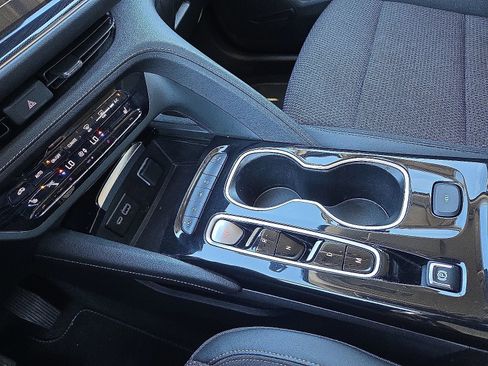 Used 2023 Buick Envision Preferred image 25