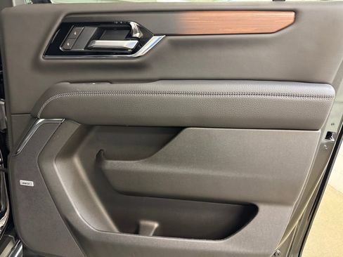 New 2026 GMC Yukon XL Denali w/ Advanced Technology Package AWD/4WD image 28