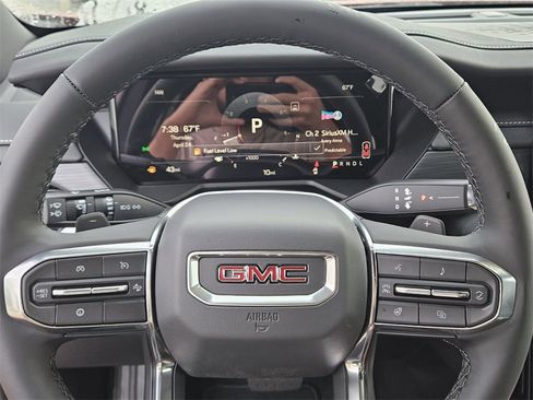 New 2025 GMC Acadia Elevation image 25