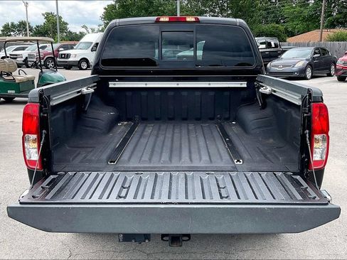 Used 2017 Nissan Frontier SV w/ SV Value Truck Package AWD/4WD image 34
