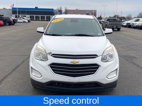 Used 2016 Chevrolet Equinox LT image 3