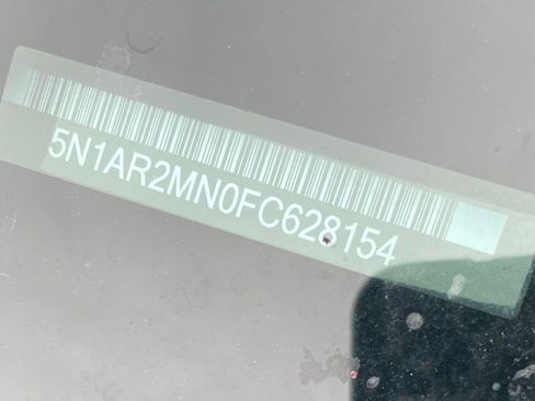 Used 2015 Nissan Pathfinder SV image 10