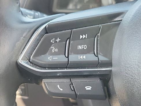 Used 2017 MAZDA MAZDA3 Touring image 5