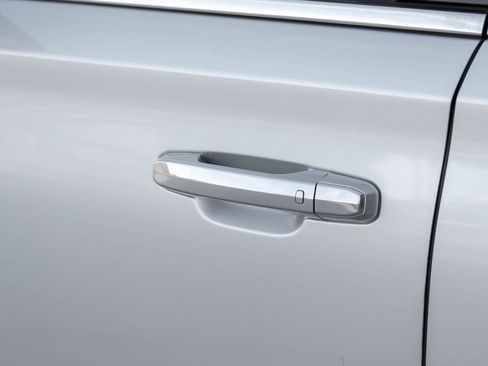 Used 2020 Cadillac Escalade ESV Luxury AWD/4WD image 35
