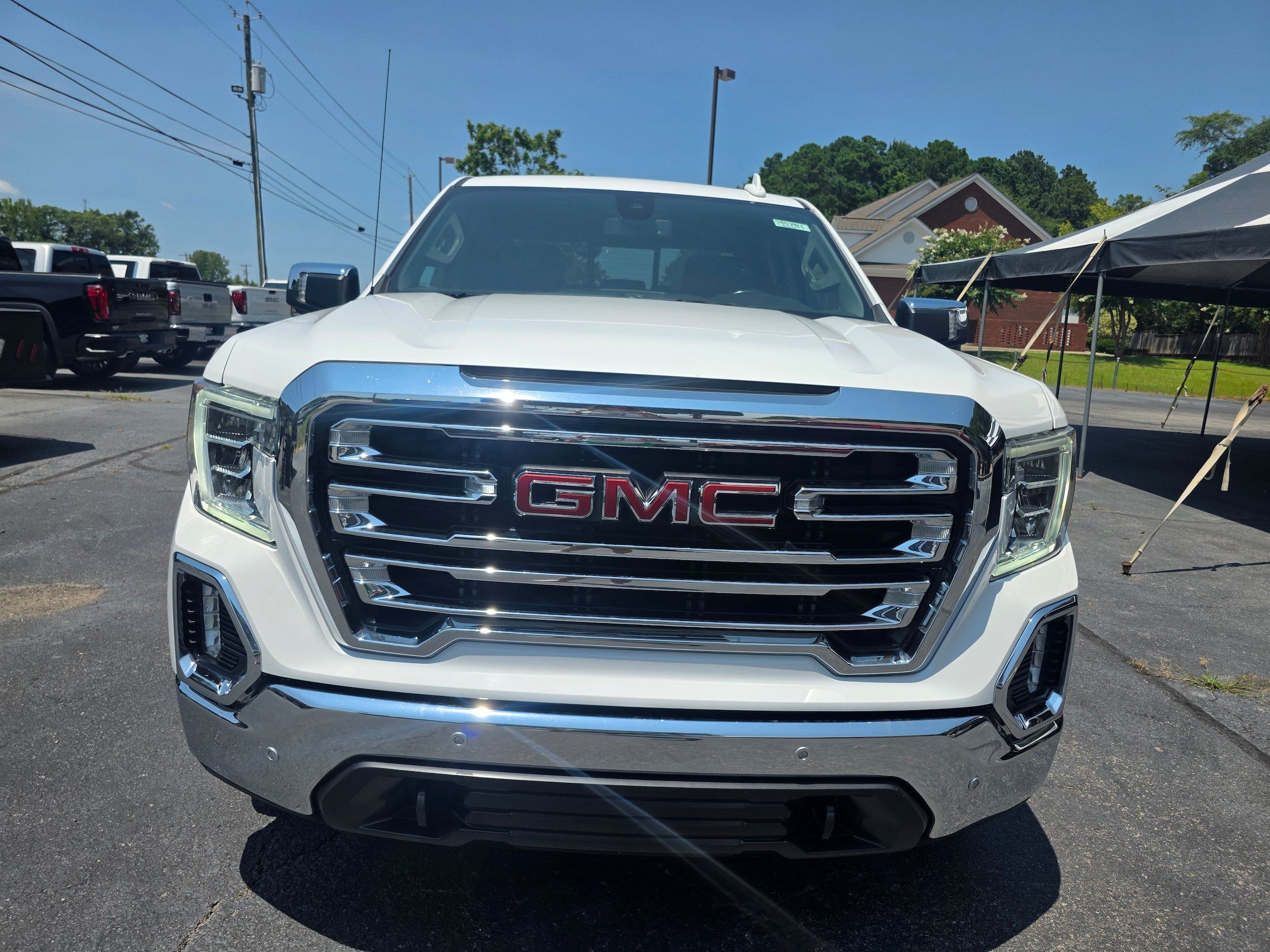 Used 2021 GMC Sierra 1500 SLT w/ SLT Premium Plus Package AWD/4WD image 2