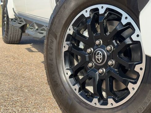 Used 2025 Toyota Tundra SR5 image 2