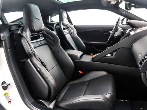 Used 2023 Jaguar F-TYPE R-Dynamic image 8