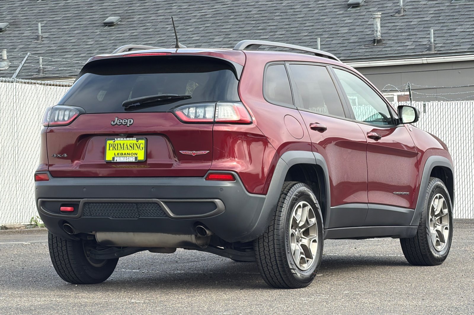 Used 2020 Jeep Cherokee Trailhawk AWD/4WD image 4