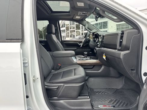 Used 2025 Chevrolet Silverado 1500 LT Trail Boss w/ LT Trail Boss Premium Package image 33