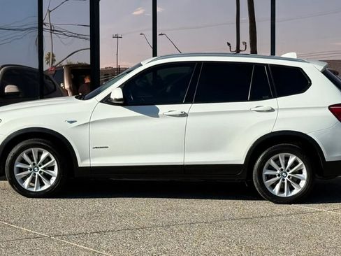 Used 2017 BMW X3 xDrive28i AWD/4WD image 4