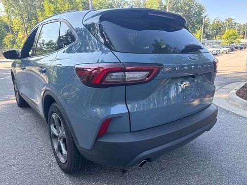 Used 2025 Ford Escape ST-Line FWD image 15