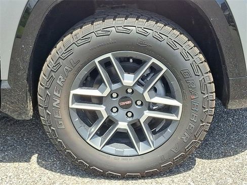 New 2026 GMC Terrain AT4 w/ Convenience Package III image 5