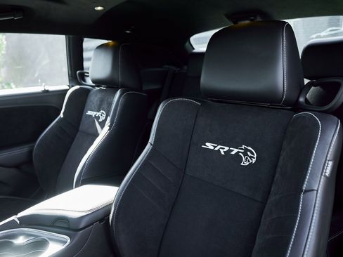 Used 2023 Dodge Challenger SRT Hellcat image 31