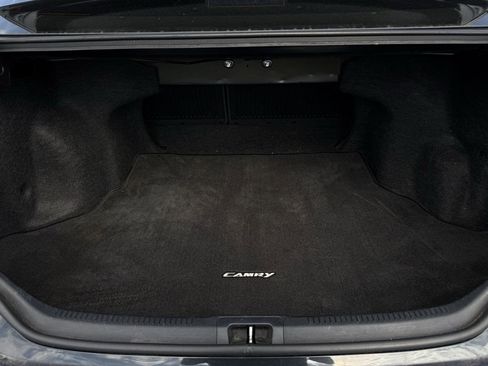 Used 2016 Toyota Camry LE image 21