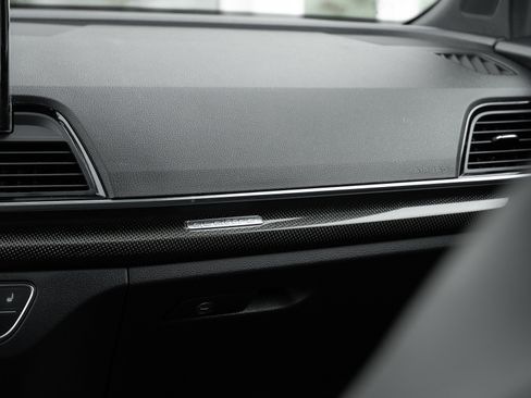 Certified 2023 Audi SQ5 Prestige image 17