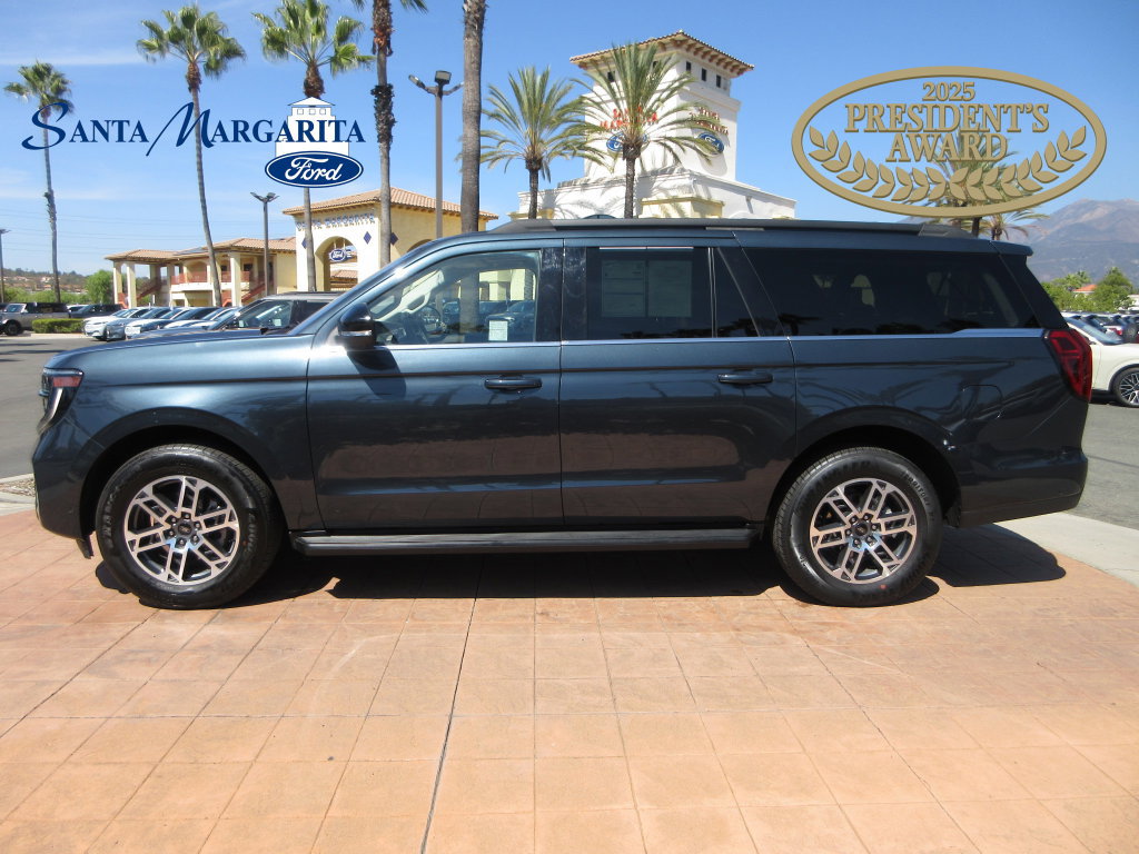 Certified 2025 Ford Expedition Max Active RWD image 1
