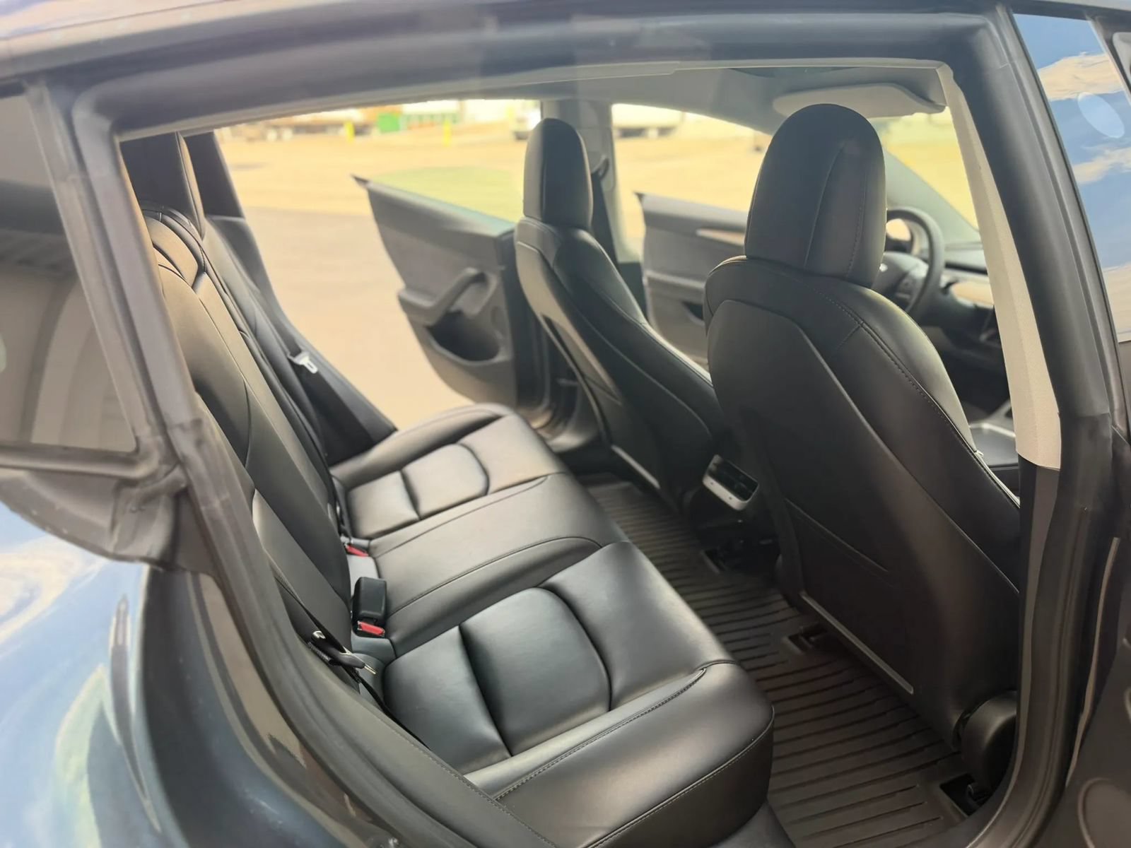 Used 2022 Tesla Model 3 Long Range AWD/4WD image 22