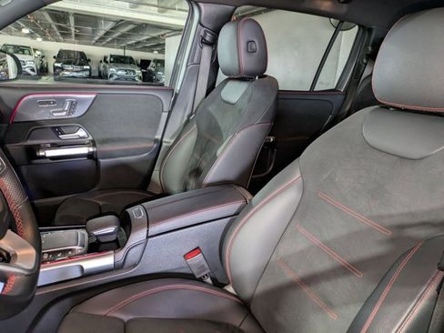 Certified 2023 Mercedes-Benz GLB 250 4MATIC image 16