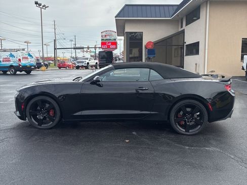 Used 2017 Chevrolet Camaro SS image 5