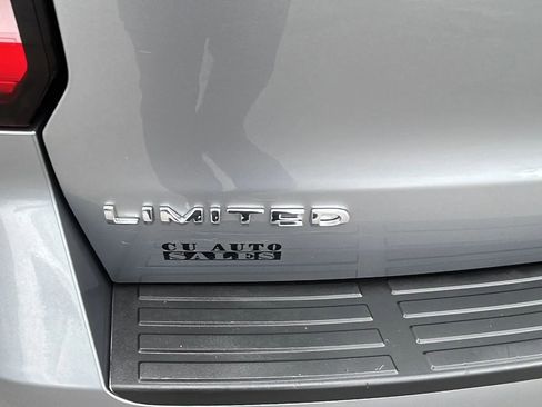 Used 2023 Ford Expedition Limited image 41