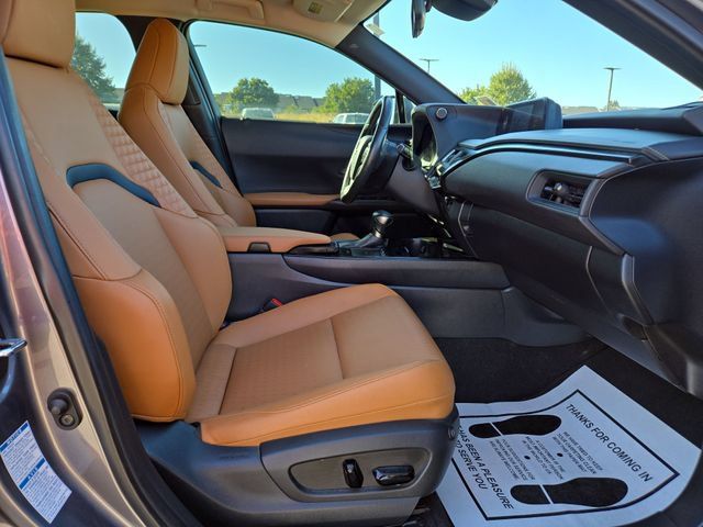 Used 2021 Lexus UX 250h AWD/4WD image 35