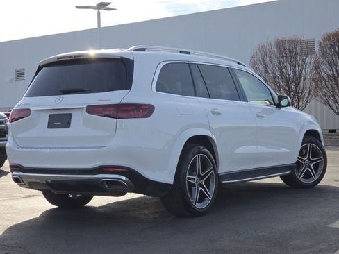Used 2024 Mercedes-Benz GLS 450 4MATIC image 26
