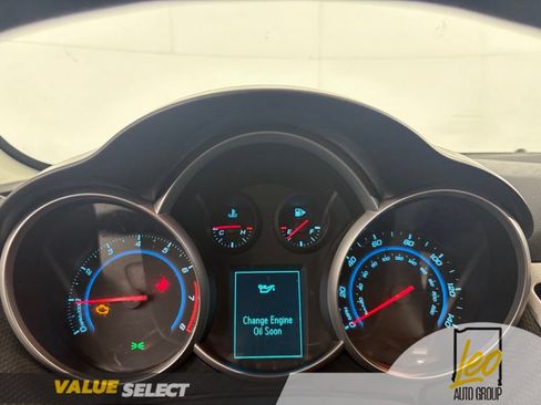 Used 2015 Chevrolet Cruze LT FWD image 11