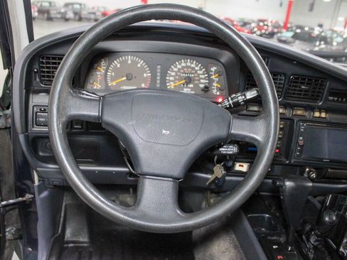 Used 1994 Toyota Land Cruiser image 10