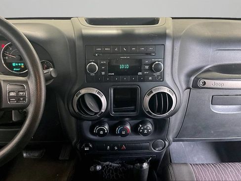 Used 2011 Jeep Wrangler Sport AWD/4WD image 9
