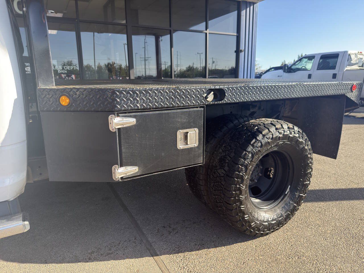 Used 2017 RAM 3500 SLT AWD/4WD image 5