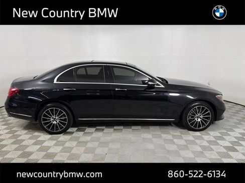 Used 2018 Mercedes-Benz E 300 4MATIC image 8